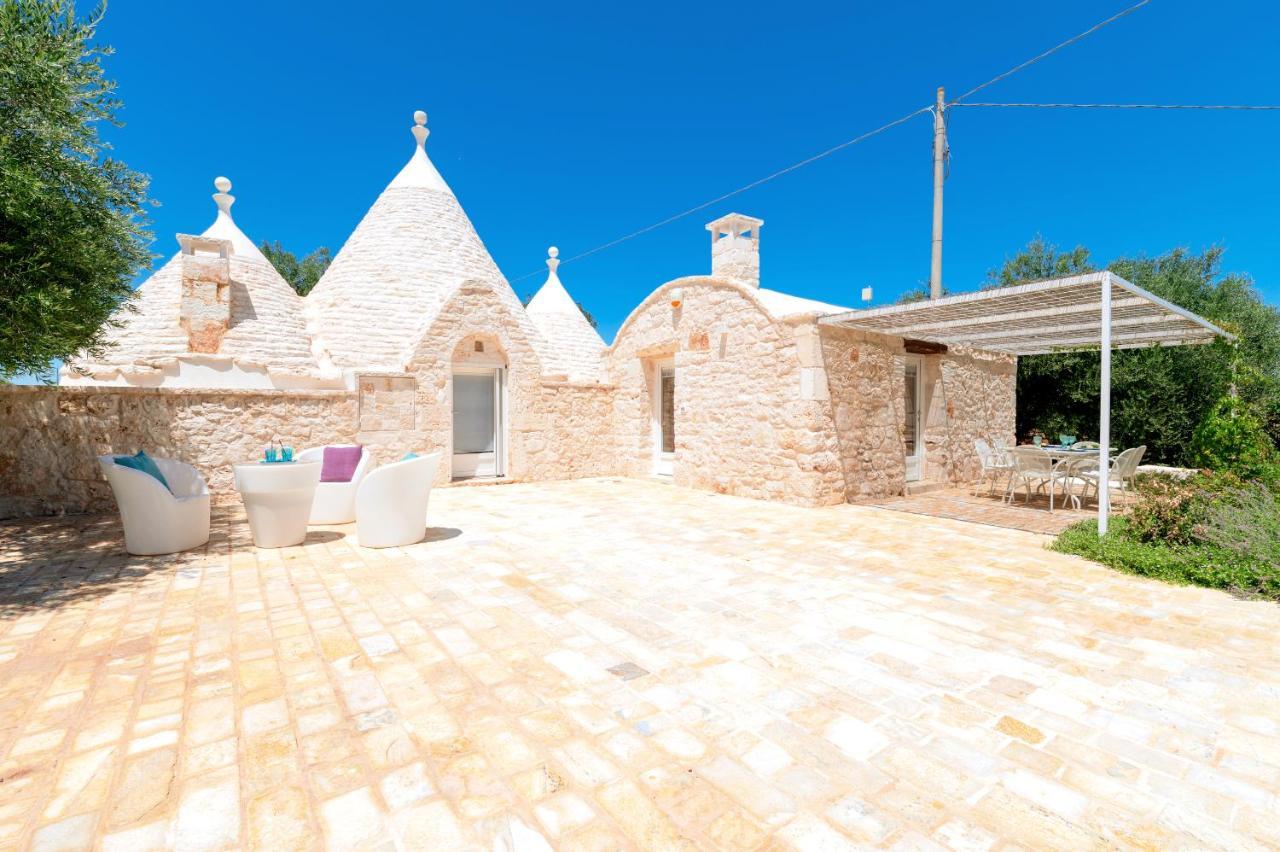 Trullo Zese Con Piscina Privata Villa San Michele Salentino Kültér fotó