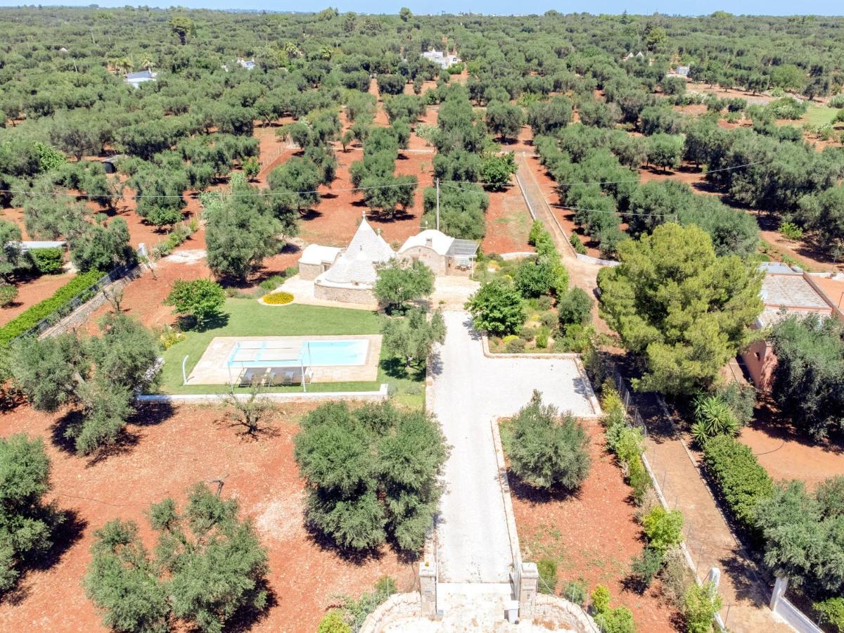 Trullo Zese Con Piscina Privata Villa San Michele Salentino Kültér fotó