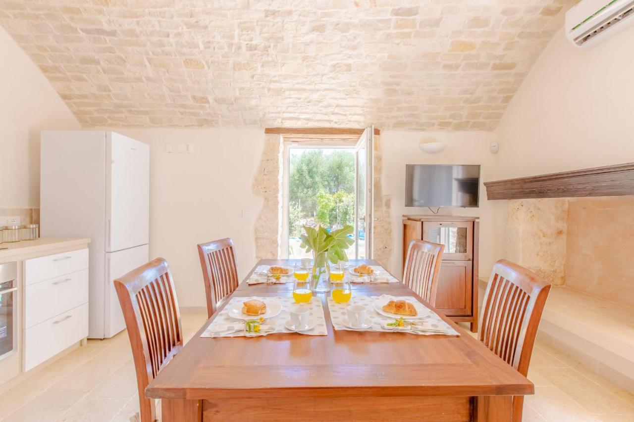 Trullo Zese Con Piscina Privata Villa San Michele Salentino Kültér fotó