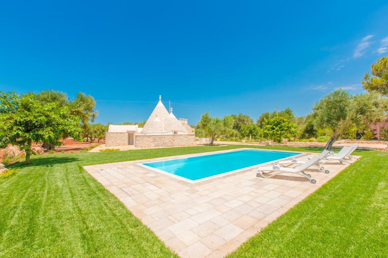 Trullo Zese Con Piscina Privata Villa San Michele Salentino Kültér fotó