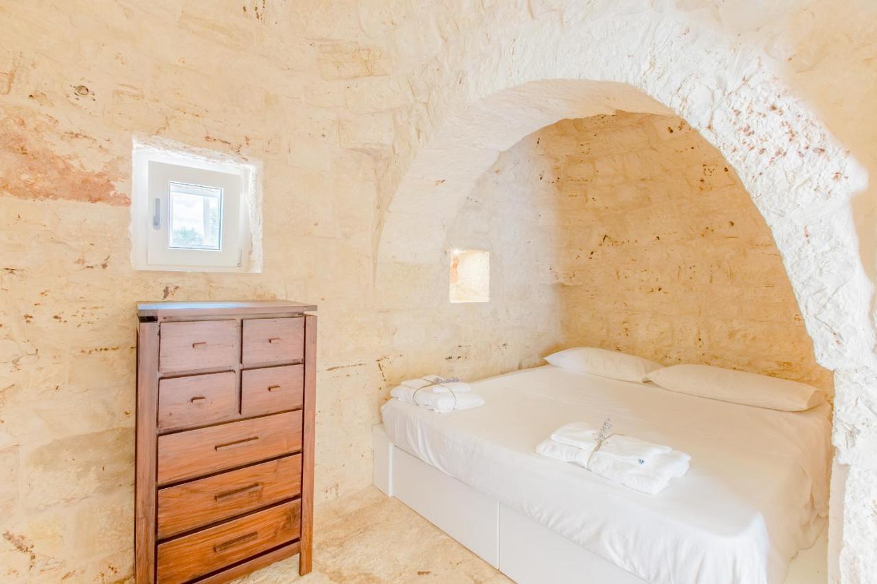 Trullo Zese Con Piscina Privata Villa San Michele Salentino Kültér fotó