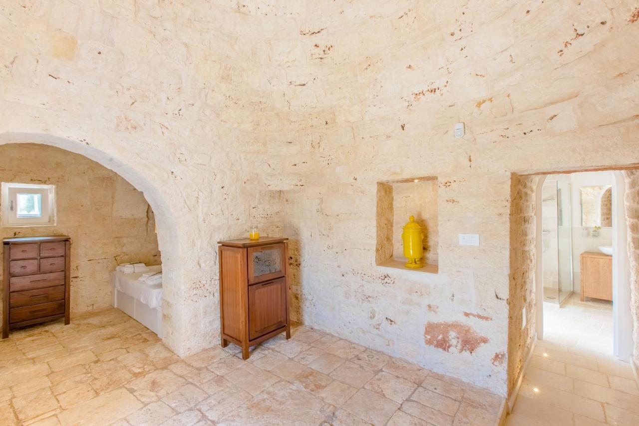 Trullo Zese Con Piscina Privata Villa San Michele Salentino Kültér fotó