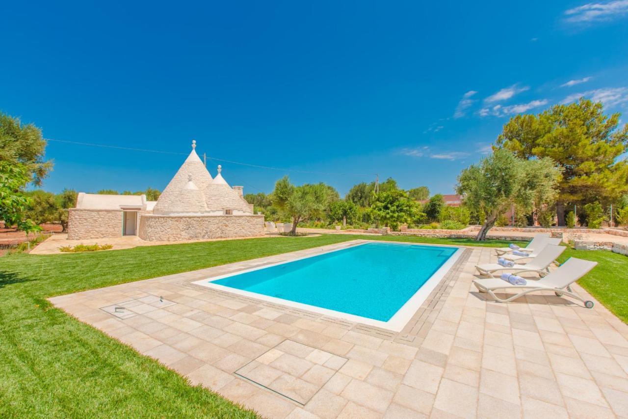 Trullo Zese Con Piscina Privata Villa San Michele Salentino Kültér fotó